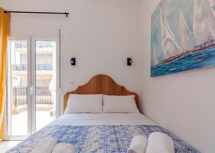 View & Value Studio Apartment In The Old Town