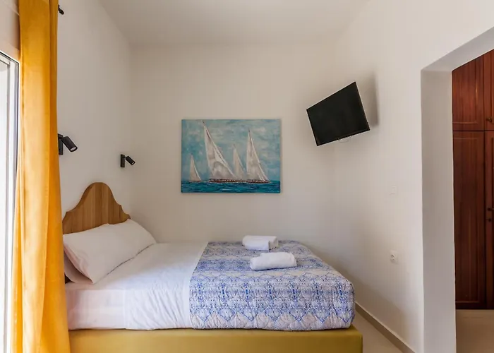 View & Value Studio Apartment In The Old Town